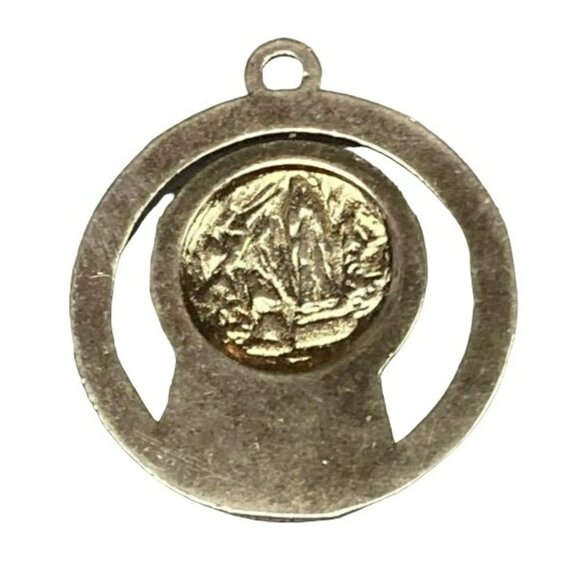 Antique Religious Mother Mary Our Lady Of Lourdes Silver Cut-out Medal Pendant - Picture 3 of 4